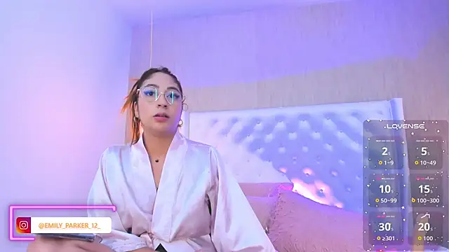 Živý XXX chat emily_parkerr