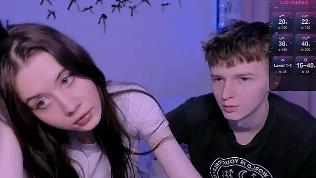 CoddleWeeper_ Chat XXX live