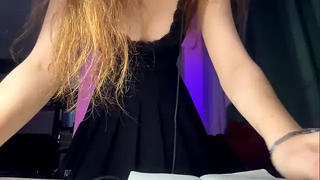 AliceCarrol – Live XXX-chat