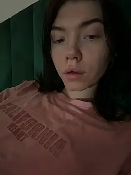 Lisaaa_Alisa Adlı Modelin Canlı XXX Sohbeti