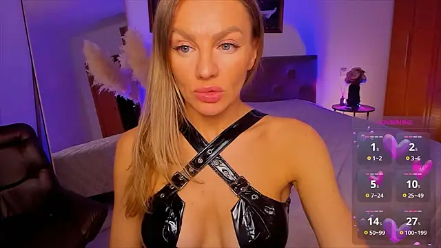 دردشة Oliva_Candy الجنسية المباشرة