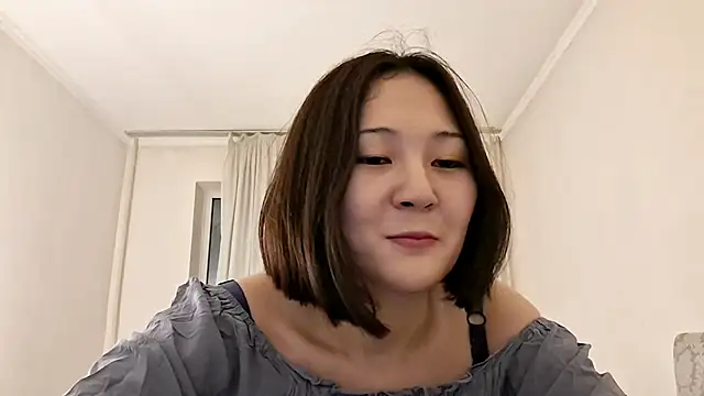 Lyndasilk élő XXX-chatje