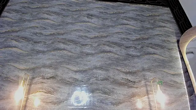 Chat XXX en directo de SHINYY_STAR_