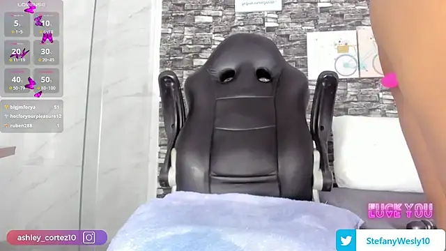 wesly_ashlyn Live XXX chat