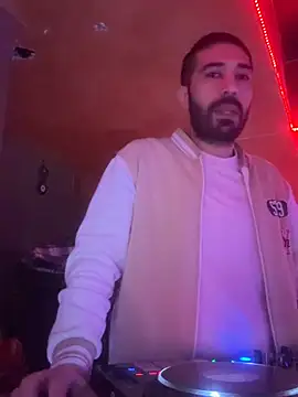 djtimka: онлайн-секс-чат