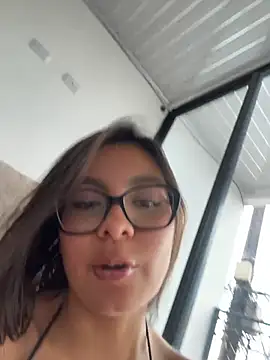 Nicollewest1 live XXX chat