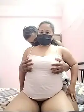 Онлайн чат XXX DesiSeductress