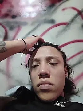 CharlotteKravizz: απευθείας συνομιλία ΧΧΧ