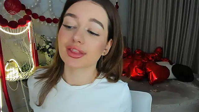 MiracleCurly's Live XXX Chat