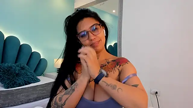 sharlott18 live XXX chat