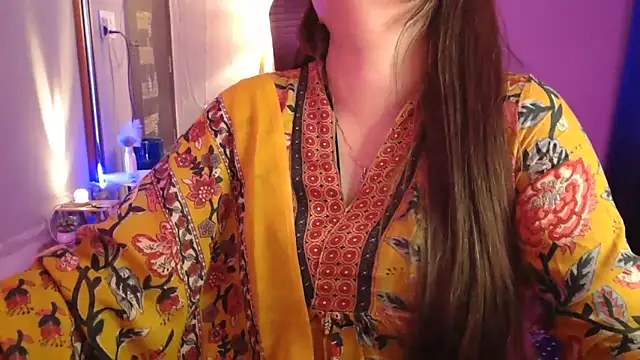 Mitikaa Adlı Modelin Web Kamerası Şovu