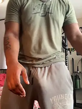 KeYBuMp323 Adlı Modelin Canlı XXX Sohbeti