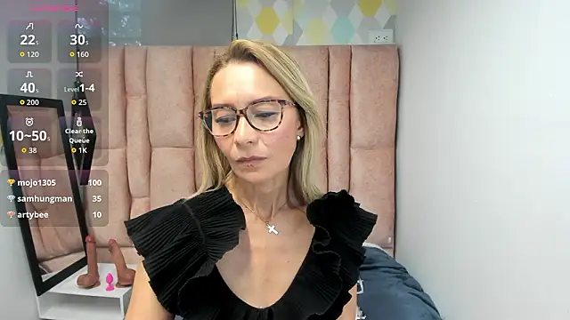 Issa_Milf__: απευθείας συνομιλία ΧΧΧ