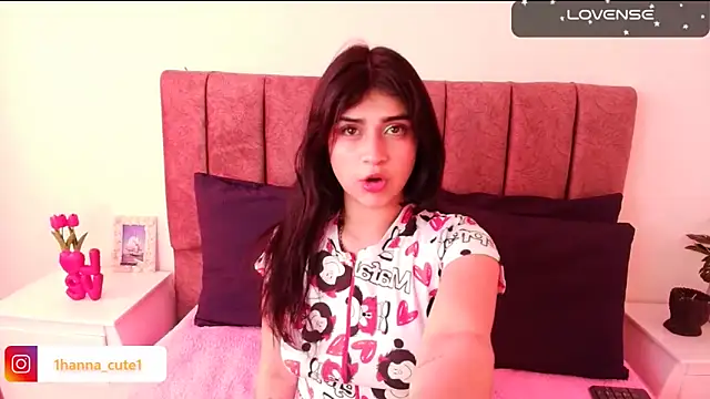 hannaa_cute: онлайн-секс-чат