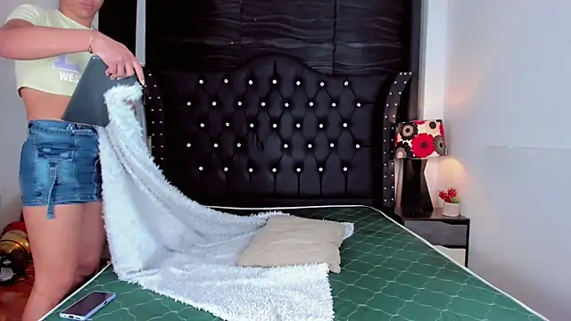 Chat +18 de Makeyla_Fox_ ao vivo