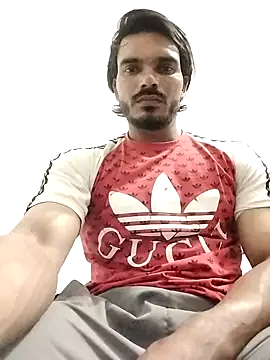 Rocky_boy53 Adlı Modelin Canlı XXX Sohbeti