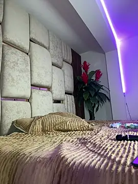 Zoe_dim's Live XXX Chat