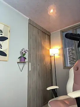 Vanesa_novvoa 现场XXX聊天