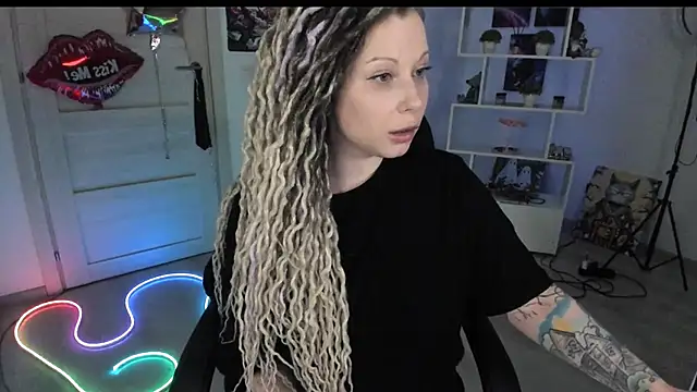 HoneySallyMoore Chat XXX in diretta