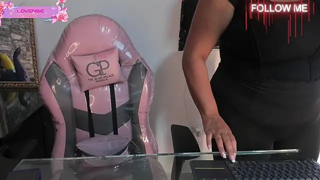 Elise-Leyton – Naživo XXX chat