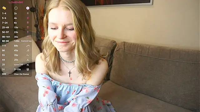 ToyaPletz – Naživo XXX chat