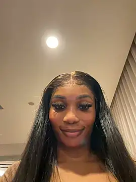 ___Nessa 即時 XXX 聊天