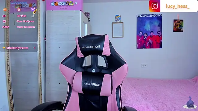 Chat XXX en directo de Lucyy-hess