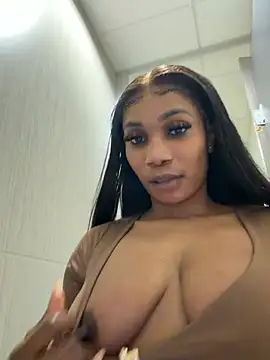 XXX chat uživo modela ___Nessa