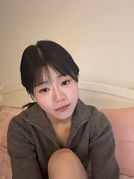 Nana-3's Live XXX Chat