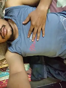 LUSTBOY4321 élő XXX-chatje