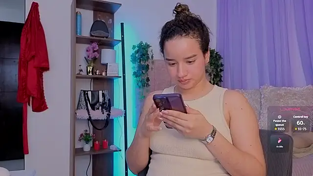 emilyrouxe Live XXX-Chat