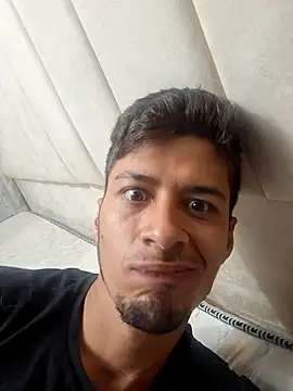 piterrr_hot webkamerás műsora