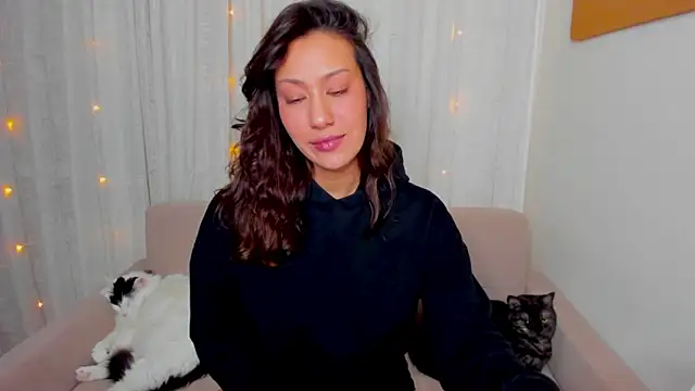 FieryHeart live XXX chat