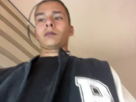 bliinkii_and_luka_ Show in webcam