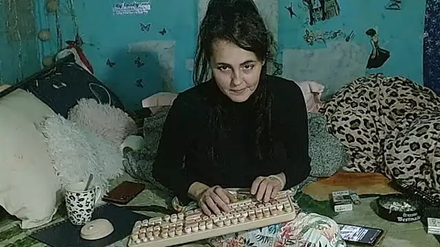 brighteyes77: онлайн-секс-чат