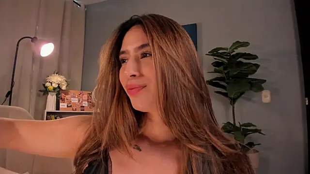 LiaPearce Chat XXX in diretta