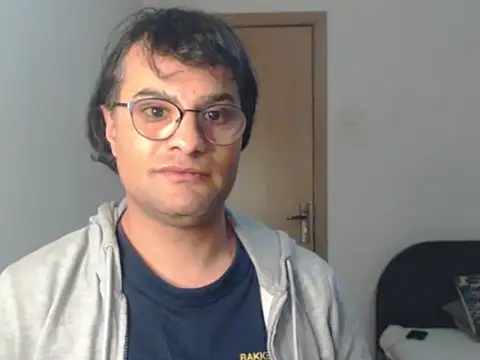 wildpussycat23: διαδικτυακό σόου στην κάμερα