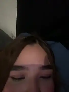 Sarah_L0 Show in webcam