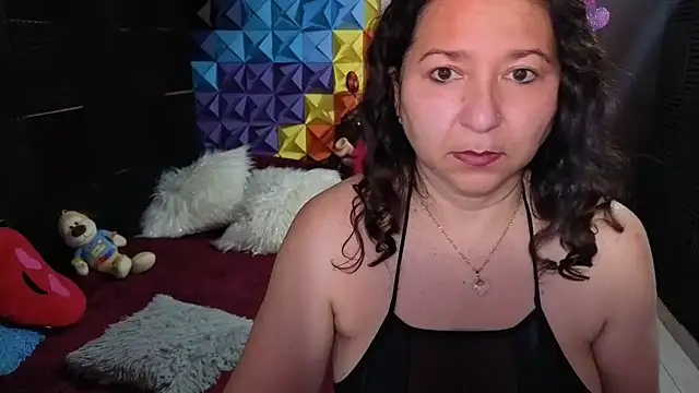 katifoxx 라이브 XXX 채팅