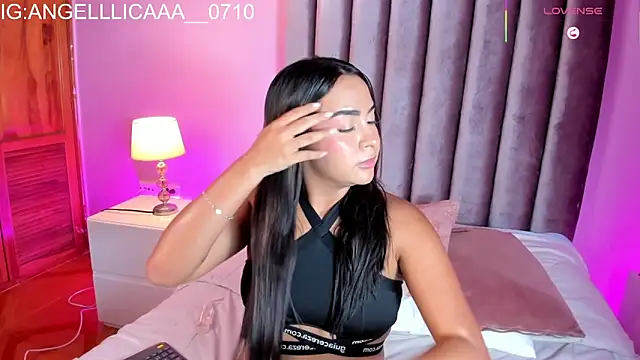 Little_Angelica18 live XXX chat