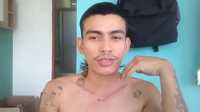 Czat XXX na żywo – sorry-mom69