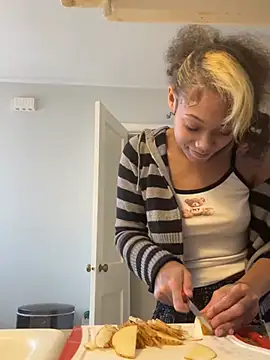 Tamiii420n Live XXX chat