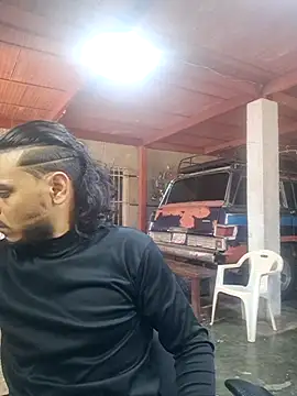 Chat +18 de apolodiosgriego ao vivo