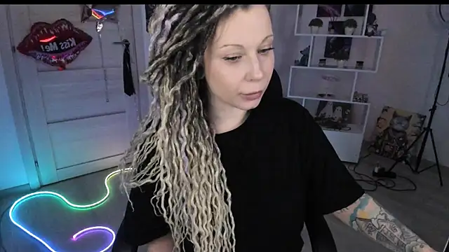 HoneySallyMoore élő XXX-chatje