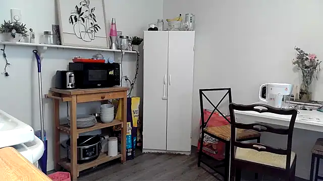 DirtyLittleKimberleigh élő XXX-chatje