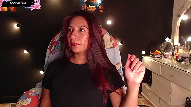 yes0225 élő XXX-chatje