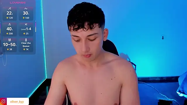 oliver_kyy Webcam show