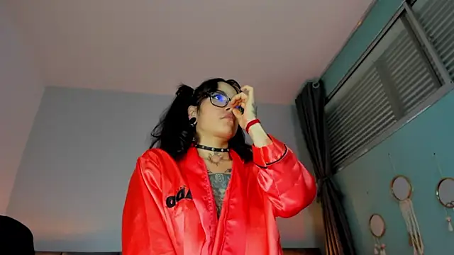 Esmeralda_CO – Live XXX-chat