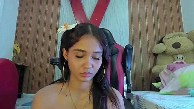 MarianaManzur Chat XXX in diretta