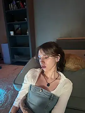 Bastet Webcam show